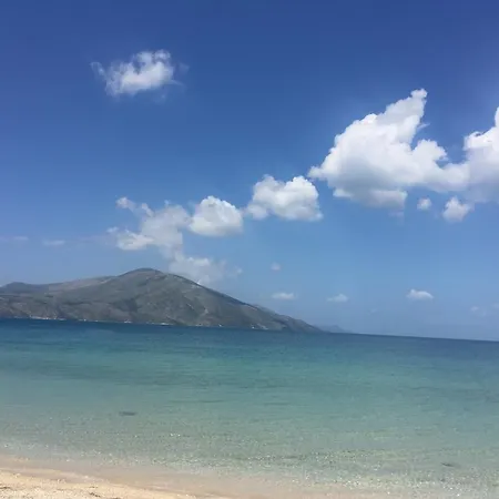 Jazoj Family Lägenhet Bashkia e Orikumit